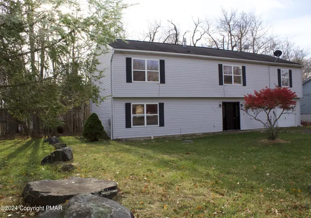 Photo 1 of Single family home for sale at 1044 Knollwood Dr, Tobyhanna, PA 18466 | MLS# PM-143804 | Listing updated on 2026-08-20