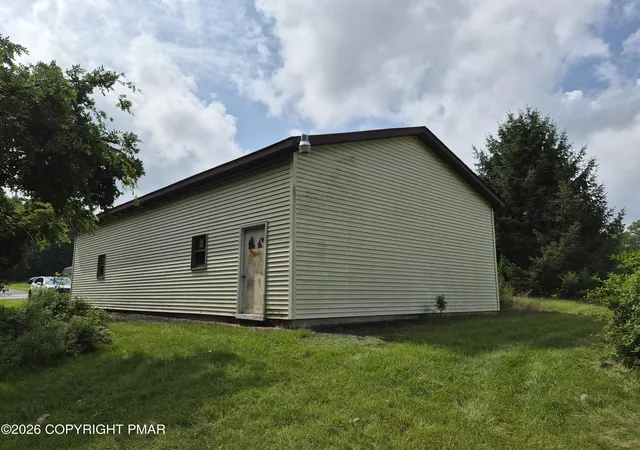 Photo 2 of Sale Pending at 2737 Mountain Rd, Stroudsburg, PA 18360 | MLS# PM-143807 | Listing updated on 2026-08-24