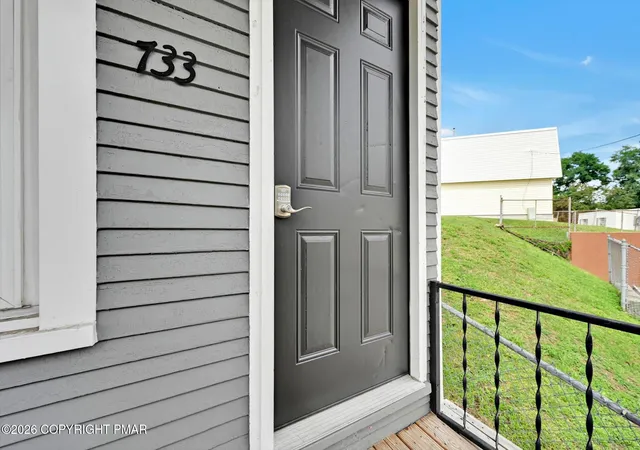 Photo 3 of Single family home for sale at 733 N 2nd Street, Pottsville, PA 17901 | MLS# PM-143838 | Listing updated on 2026-09-15