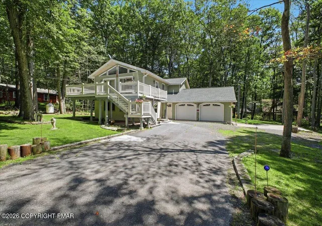 Photo 3 of Sale Pending at 1055 Hunter Dr, Tobyhanna, PA 18466 | MLS# PM-143841 | Listing updated on 2026-08-26