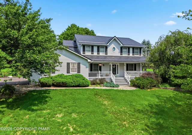 Photo 2 of Single family home for sale at 1630 Mohican Ct, Effort, PA 18330 | MLS# PM-143882 | Listing updated on 2026-08-17