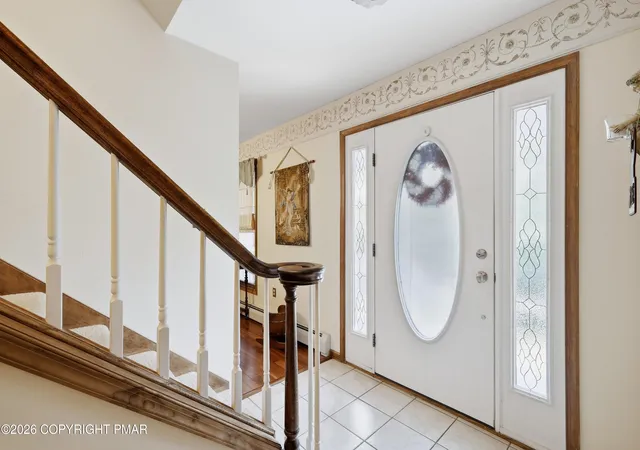 Photo 3 of Single family home for sale at 1630 Mohican Ct, Effort, PA 18330 | MLS# PM-143882 | Listing updated on 2026-09-21