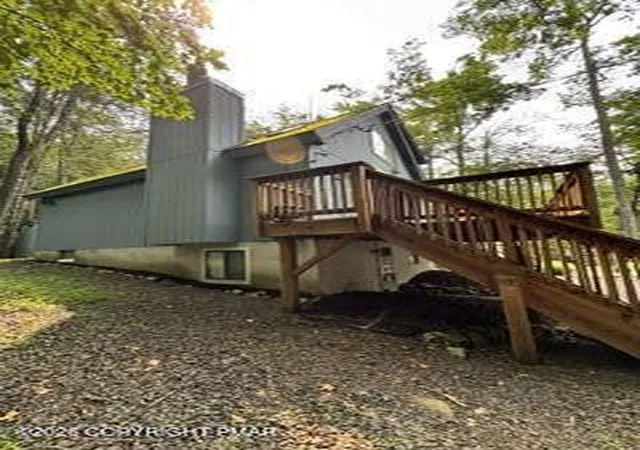 Photo 4 of Single family home for sale at 1030 Harmony Dr, Lake Ariel, PA 18436 | MLS# PM-143976 | Listing updated on 2026-09-23