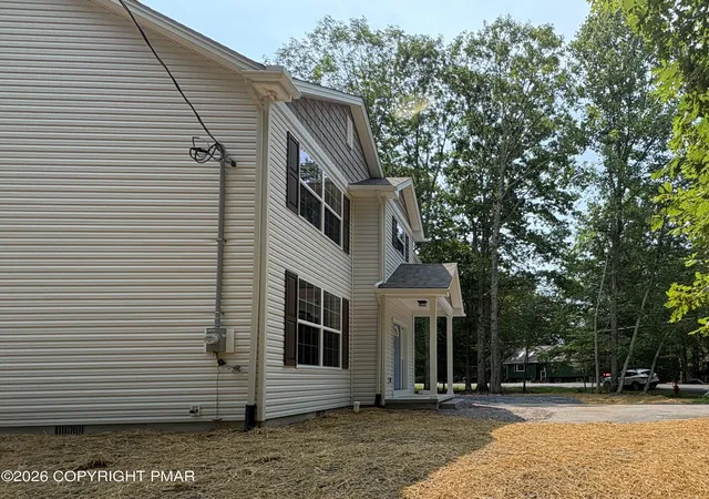 Photo 3 of Sale Pending at 4217 Woodacres Dr, East Stroudsburg, PA 18301 | MLS# PM-143904 | Listing updated on 2026-09-20