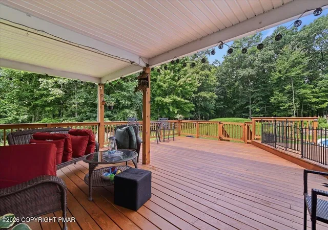 Photo 4 of Sale Pending at 317 Ginger Ln, East Stroudsburg, PA 18301 | MLS# PM-143908 | Listing updated on 2026-09-30