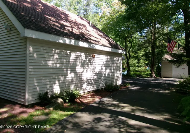 Photo 3 of Single family home for sale at 1231 Kilmer Rd, Tobyhanna, PA 18466 | MLS# PM-144233 | Listing updated on 2026-08-26