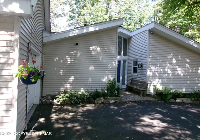 Photo 4 of Single family home for sale at 1231 Kilmer Rd, Tobyhanna, PA 18466 | MLS# PM-144233 | Listing updated on 2026-08-26