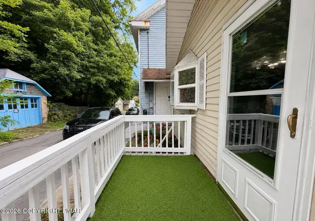 Photo 4 of Single family home for sale at 331 W Water St, Lansford, PA 18232 | MLS# PM-143886 | Listing updated on 2026-09-16