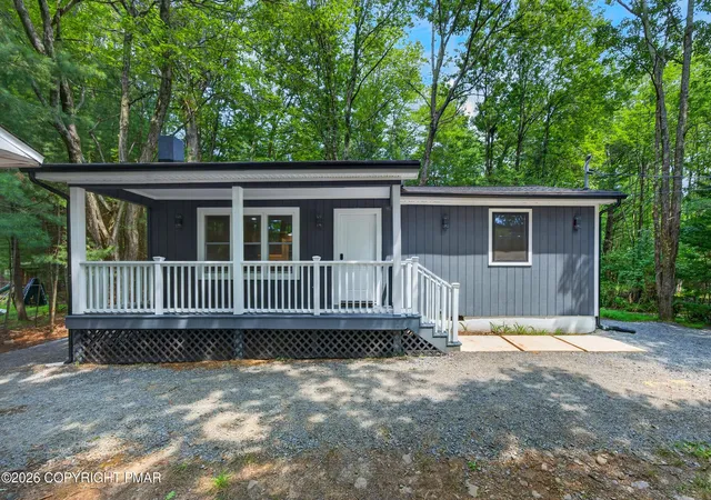 Photo 2 of Single family home for sale at 3124 Leisure Dr, Pocono Summit, PA 18346 | MLS# PM-143875 | Listing updated on 2026-08-24