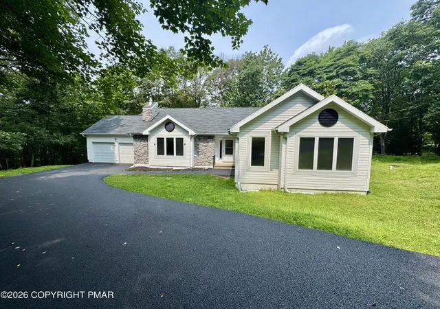 Photo 2 of Single family home for sale at 1208 Ironwood Ct, Long Pond, PA 18334 | MLS# PM-143909 | Listing updated on 2026-09-03