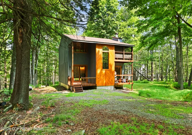 Photo 1 of Single family home for sale at 1022 Hilltop Dr, Newfoundland, PA 18445 | MLS# PM-144160 | Listing updated on 2026-08-25