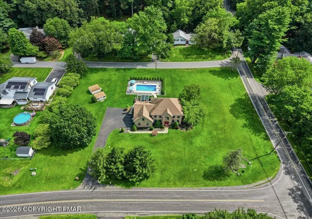Photo 2 of Sale Pending at 5401 Shelbrooke Dr, Stroudsburg, PA 18360 | MLS# PM-143907 | Listing updated on 2026-08-24
