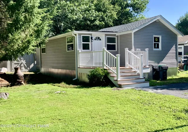 Manufactured home for sale at 171 Green Mountain Dr, East Stroudsburg, PA 18302 | MLS# PM-143922