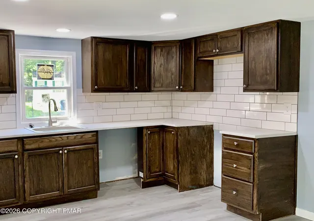 Photo 4 of Manufactured home for sale at 171 Green Mountain Dr, East Stroudsburg, PA 18302 | MLS# PM-143922 | Listing updated on 2026-09-16