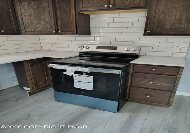 Photo 3 of Manufactured home for sale at 171 Green Mountain Dr, East Stroudsburg, PA 18302 | MLS# PM-143922 | Listing updated on 2026-09-16