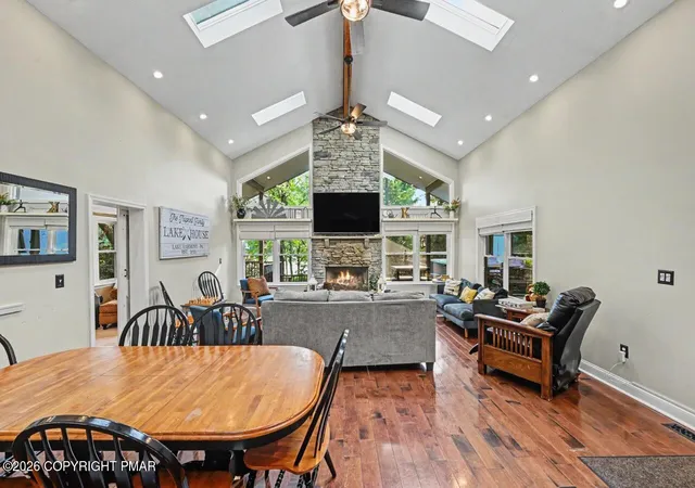 Photo 4 of Sale Pending at 119 N Lake Dr, Lake Harmony, PA 18624 | MLS# PM-143914 | Listing updated on 2026-09-21