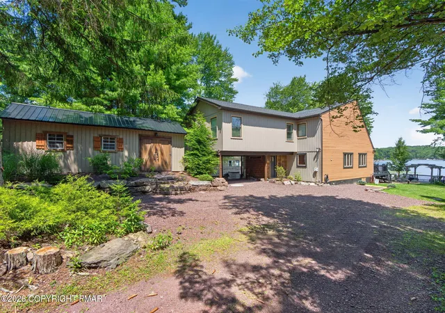 Photo 2 of Single family home for sale at 240 S Lake Dr, Lake Harmony, PA 18624 | MLS# PM-143919 | Listing updated on 2026-08-14