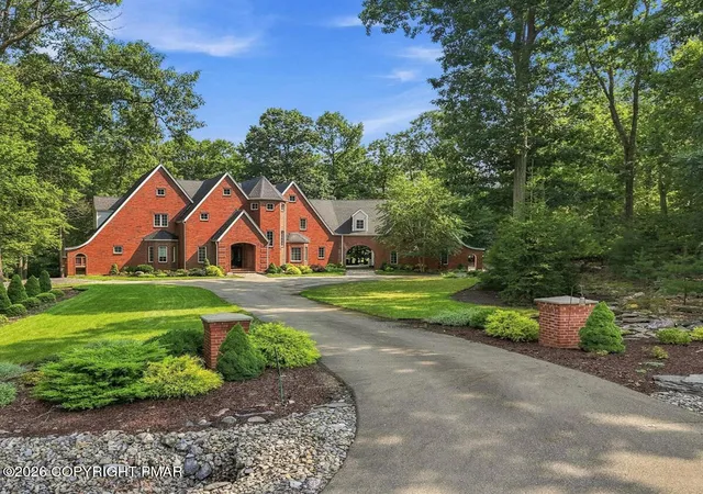 Photo 1 of Single family home for sale at 213 Escoll Dr, East Stroudsburg, PA 18301 | MLS# PM-143935 | Listing updated on 2026-08-14