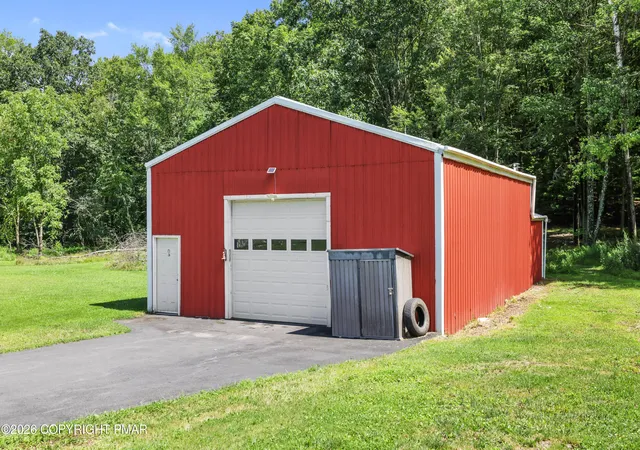 Photo 4 of Sale Pending at 40 Park Ridge Dr, Shickshinny, PA 18655 | MLS# PM-144172 | Listing updated on 2026-09-09