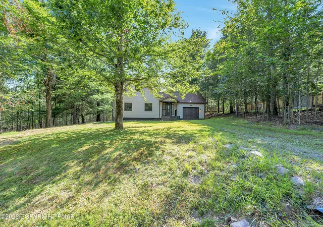 Photo 3 of Sale Pending at 26 Fir Ln, Gouldsboro, PA 18424 | MLS# PM-143925 | Listing updated on 2026-10-20