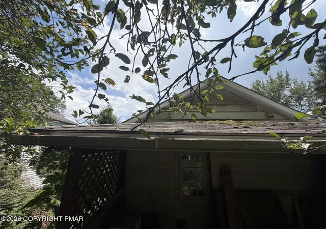 Photo 4 of Sale Pending at 1001 W Main St, Plymouth, PA 18651 | MLS# PM-143933 | Listing updated on 2026-10-09