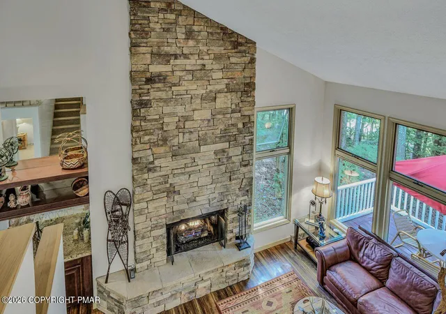 Photo 3 of Condo for sale at 106 Laurelwoods Dr, Lake Harmony, PA 18624 | MLS# PM-143960 | Listing updated on 2026-10-04