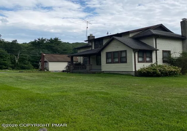 Photo 5 of Multi family home for sale at 558 Effort Neola Rd, Saylorsburg, PA 18353 | MLS# PM-143962 | Listing updated on 2026-08-31
