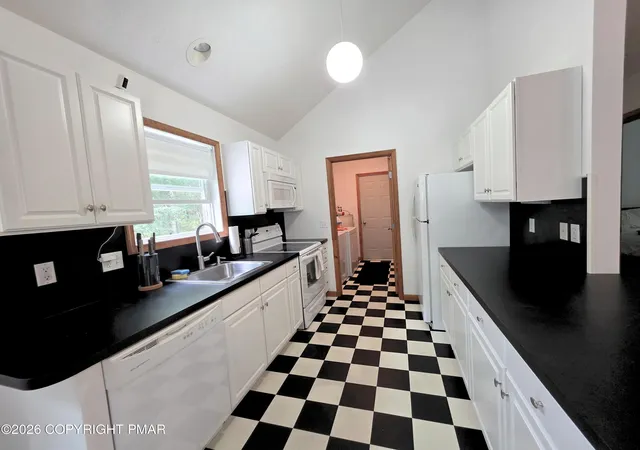 Photo 3 of Single family home for sale at 38 Black Walnut Ln, Albrightsville, PA 18210 | MLS# PM-143970 | Listing updated on 2026-08-27