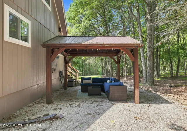 Photo 4 of Single family home for sale at 110 Winding Way, Albrightsville, PA 18210 | MLS# PM-144029 | Listing updated on 2026-08-26