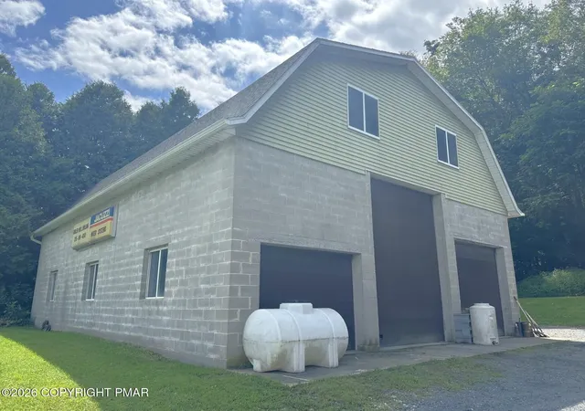 Photo 3 of Single family home for sale at 783 Silver Spring Blvd, Kunkletown, PA 18058 | MLS# PM-144028 | Listing updated on 2026-09-30