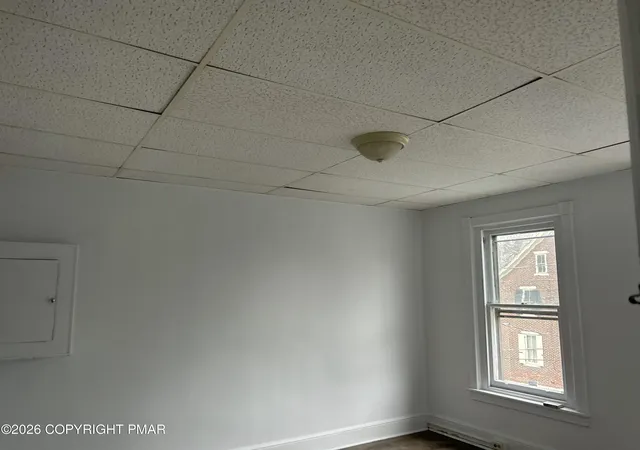 Listing Photo 3 - Condo for sale in building located at 406 Linden St, Bethlehem, PA 18018
