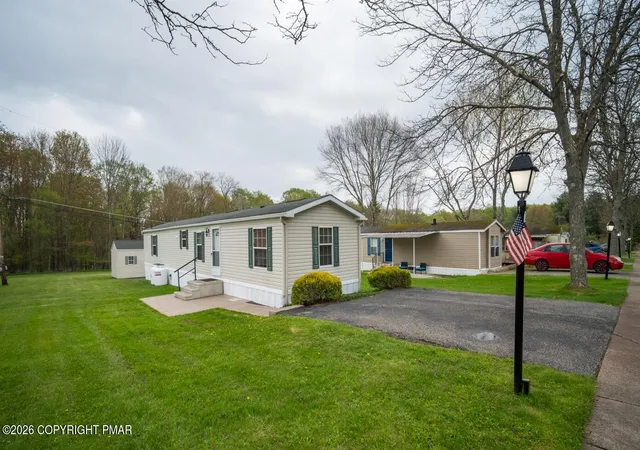 Photo 1 of Manufactured home for sale at 13 Clifton Manor Dr, Clifton Township, PA 18424 | MLS# PM-144010 | Listing updated on 2026-09-03