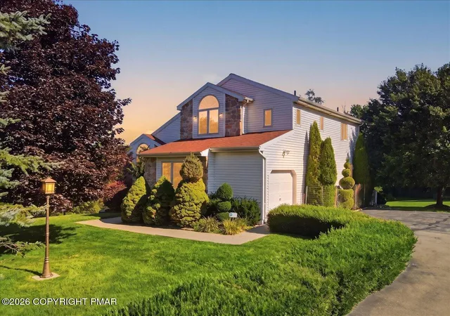 Photo 1 of Sale Pending at 89 Northpark Dr E, East Stroudsburg, PA 18302 | MLS# PM-144098 | Listing updated on 2026-09-20