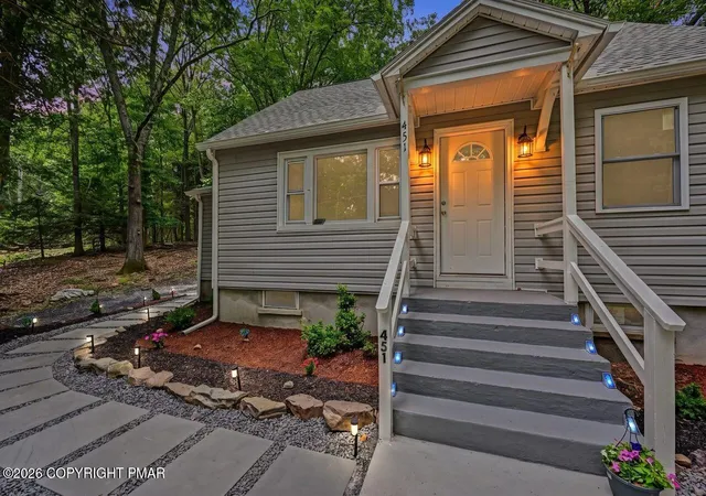 Photo 3 of Single family home for sale at 451 Wooddale Rd, East Stroudsburg, PA 18302 | MLS# PM-144026 | Listing updated on 2026-09-02
