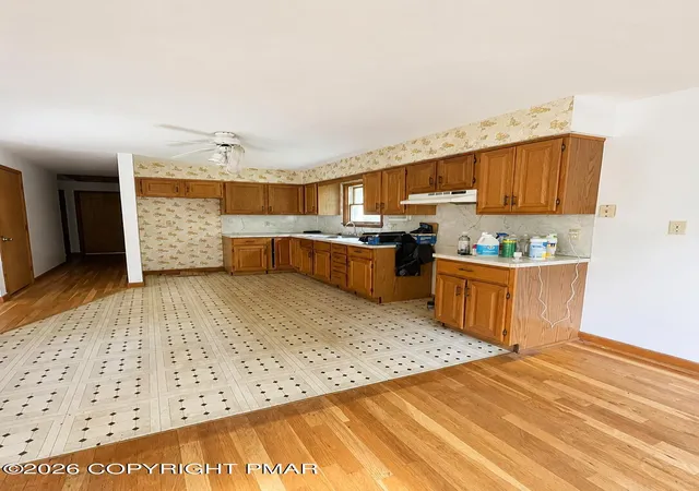 Photo 4 of Sale Pending at 1793 Allegheny Dr, Blakeslee, PA 18610 | MLS# PM-144066 | Listing updated on 2026-10-08