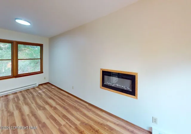 Photo 3 of Single family home for sale at 128 St Andrews Dr, Bushkill, PA 18324 | MLS# PM-144032 | Listing updated on 2026-09-04