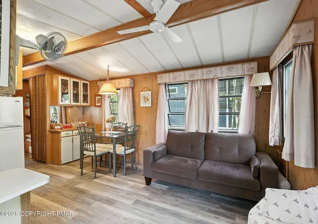 Photo 4 of Manufactured home for sale at #Wl2174 Quail Trl # WL2174, Covington Township, PA 18424 | MLS# PM-144128 | Listing updated on 2026-09-06