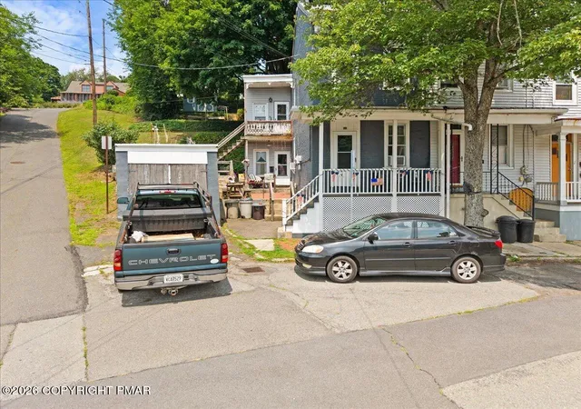 Photo 1 of Sale Pending at 400 Washington St, Pottsville, PA 17901 | MLS# PM-144072 | Listing updated on 2026-08-29