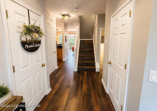 Photo 3 of Single family home for sale at 376 Linden Ct, Tannersville, PA 18372 | MLS# PM-144107 | Listing updated on 2026-09-19