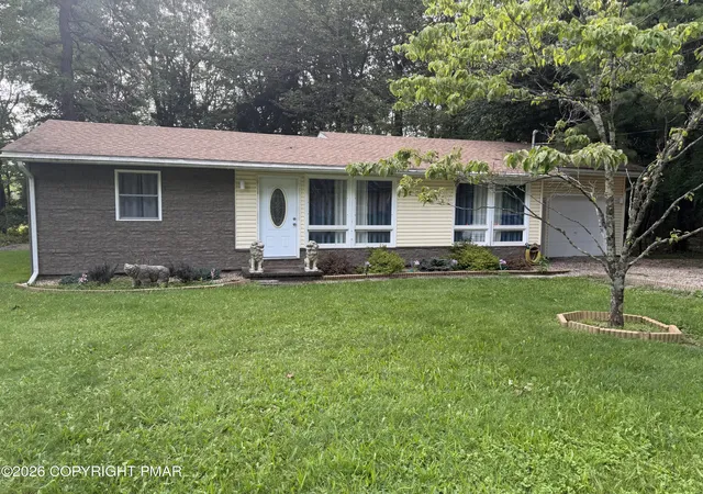Photo 1 of Single family home for sale at 123 Stillwater Dr, Pocono Summit, PA 18346 | MLS# PM-144104 | Listing updated on 2026-09-05