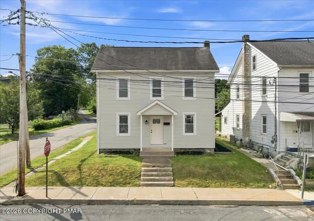 Photo 1 of Single family home for sale at 315 Blaine St, Bangor, PA 18013 | MLS# PM-144100 | Listing updated on 2026-08-30