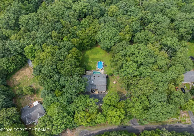 Photo 4 of Single family home for sale at 3638 Bristol Cir W, East Stroudsburg, PA 18302 | MLS# PM-144110 | Listing updated on 2026-09-08