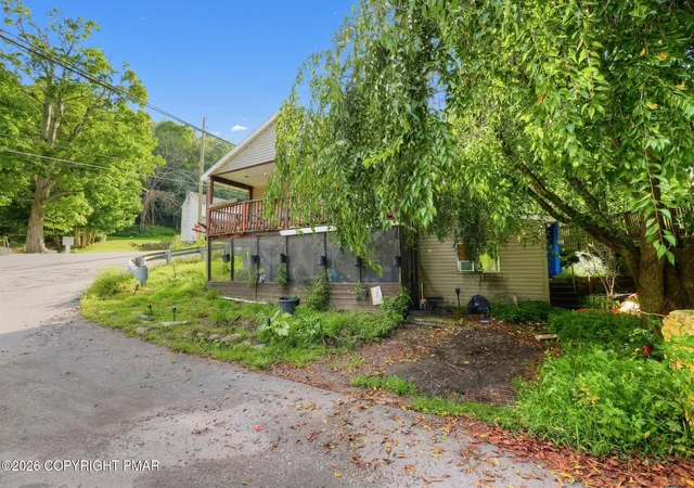 Photo 4 of Single family home for sale at 79 W Butler St, Shickshinny, PA 18655 | MLS# PM-144109 | Listing updated on 2026-10-08