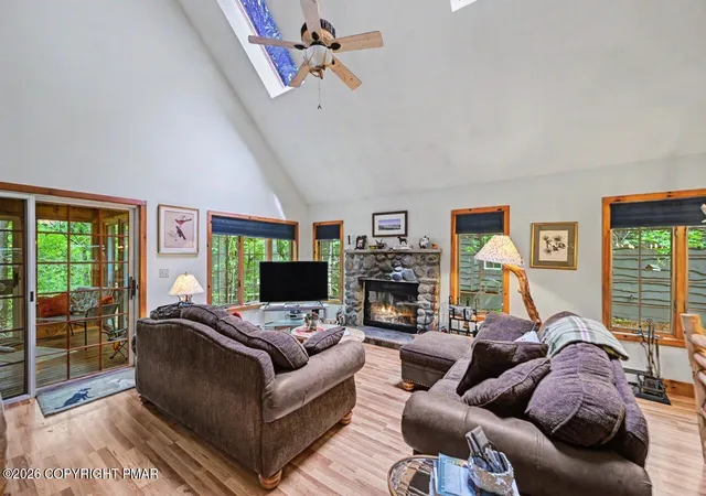Photo 4 of Townhouse for sale at 51 Short Hill Rd, Lake Harmony, PA 18624 | MLS# PM-144183 | Listing updated on 2026-08-25