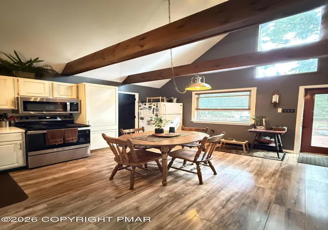 Photo 4 of Sale Pending at 195 Lipo Wy, Albrightsville, PA 18210 | MLS# PM-144150 | Listing updated on 2026-09-19