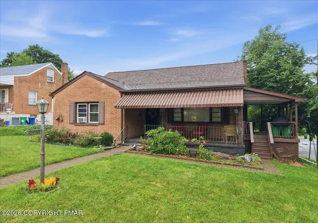 Photo 2 of Sale Pending at 2029 W Walnut St, Allentown, PA 18104 | MLS# PM-144154 | Listing updated on 2026-09-10