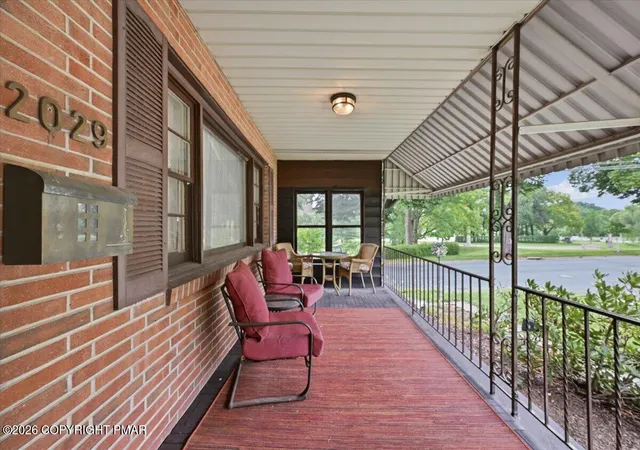 Photo 4 of Sale Pending at 2029 W Walnut St, Allentown, PA 18104 | MLS# PM-144154 | Listing updated on 2026-09-10