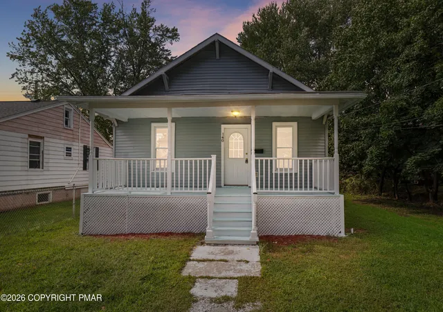 Photo 3 of Sale Pending at 140 Barnum St, East Stroudsburg, PA 18301 | MLS# PM-144211 | Listing updated on 2026-09-09