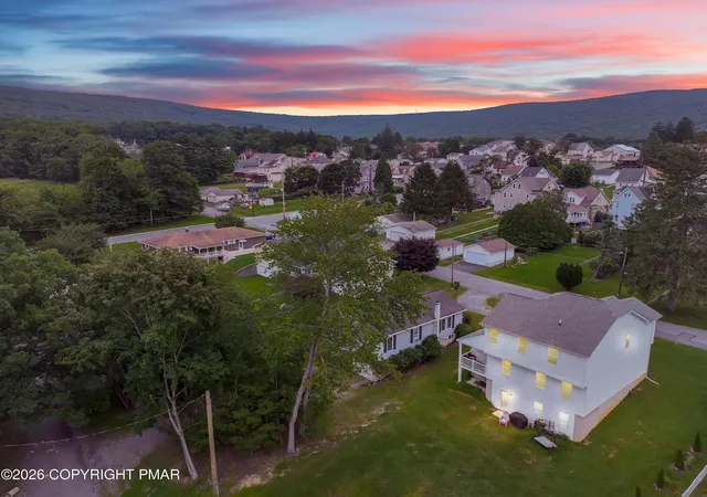 Photo 73 of Single family home for sale at 909 Oak St, Jim Thorpe, PA 18229 | MLS# PM-144205 | Listing updated on 2026-09-13