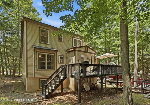 Photo 1 of Single family home for sale at 1046 Rainbow Dr, Lake Ariel, PA 18436 | MLS# PM-144182 | Listing updated on 2026-08-25